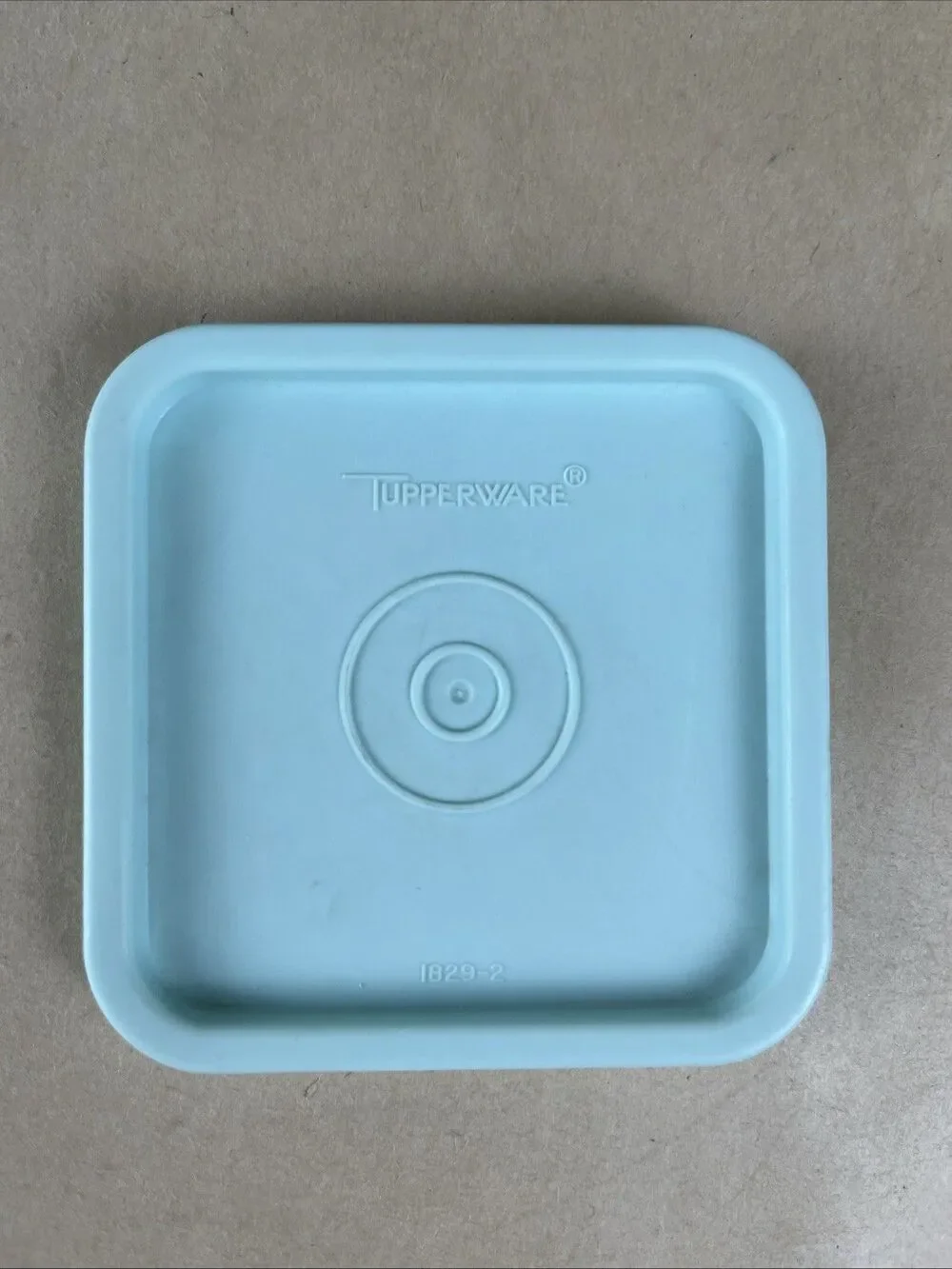 Tupperware Cheese Velveeta Butter Cracker Keeper 1827 W/Blue Lid 1829, Tray 1828